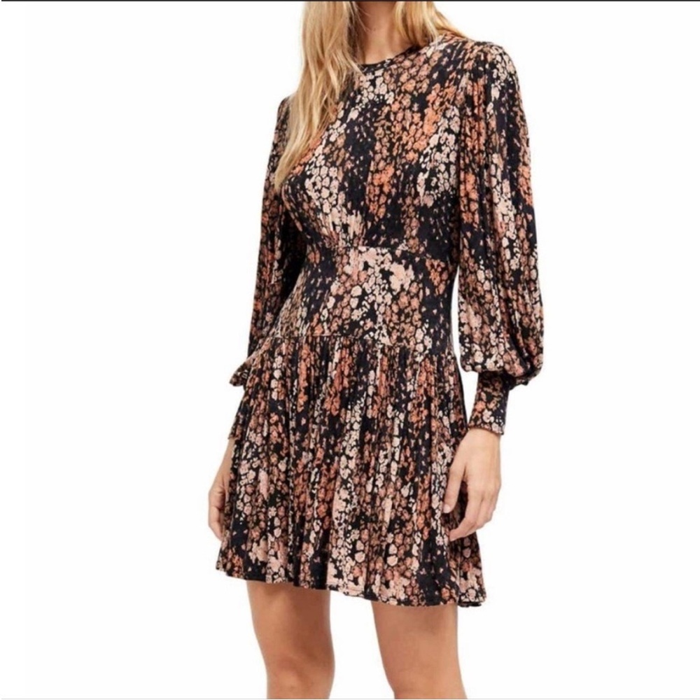 NWOT! Free People Heartbeats Black Floral Print Long Sleeve Skater Dress -Size S